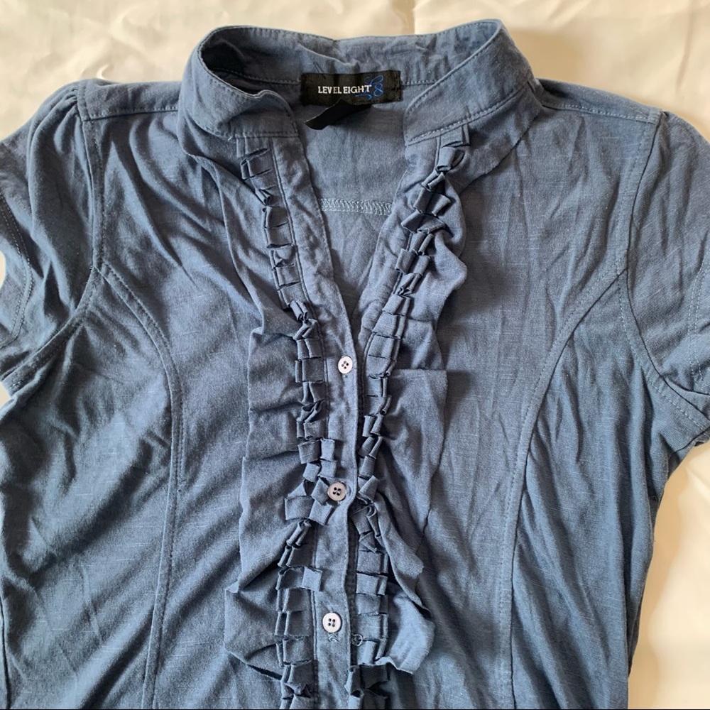 Level Eight Blue Front Ruffle Top Size Small - Picture 3 of 4